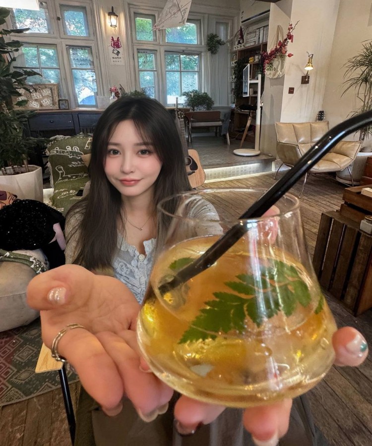 姑父有力挺送小芳的背景故事,HD高清电影网